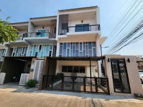 Boxsoon nimman 7 # 4beds 4bahts